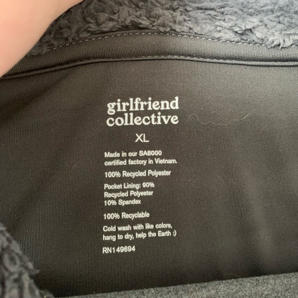 Girlfriend collective dark gray sherpa fuzzy quarter zip jacket - Picture 3 of 3